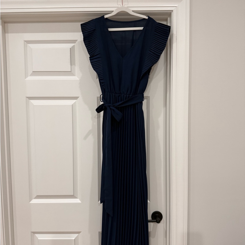 Elegant Navy Blue Pleated Dress